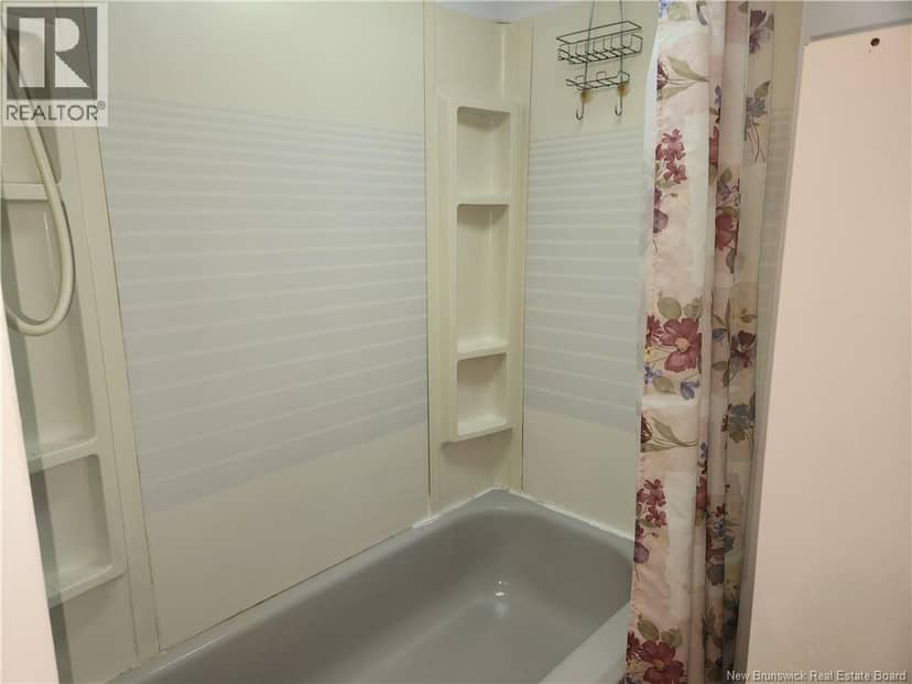 66 St-Antoine Street — photo 24 of 29