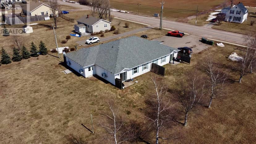 125 Lady Slipper Drive N — photo 1 of 40