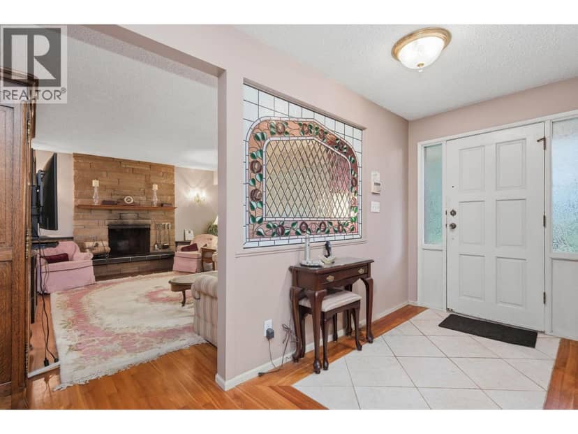 8285 BURNLAKE DRIVE, Burnaby, photo 2