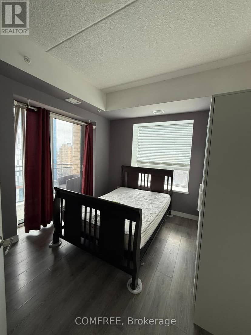 2 - 318 Spruce Street — photo 18 of 22