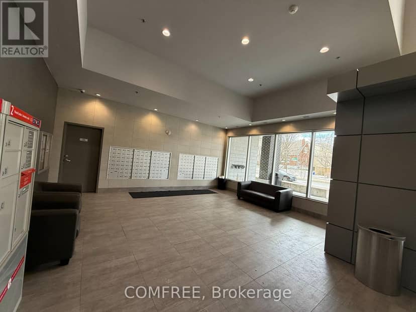 2 - 318 Spruce Street — photo 2 of 22