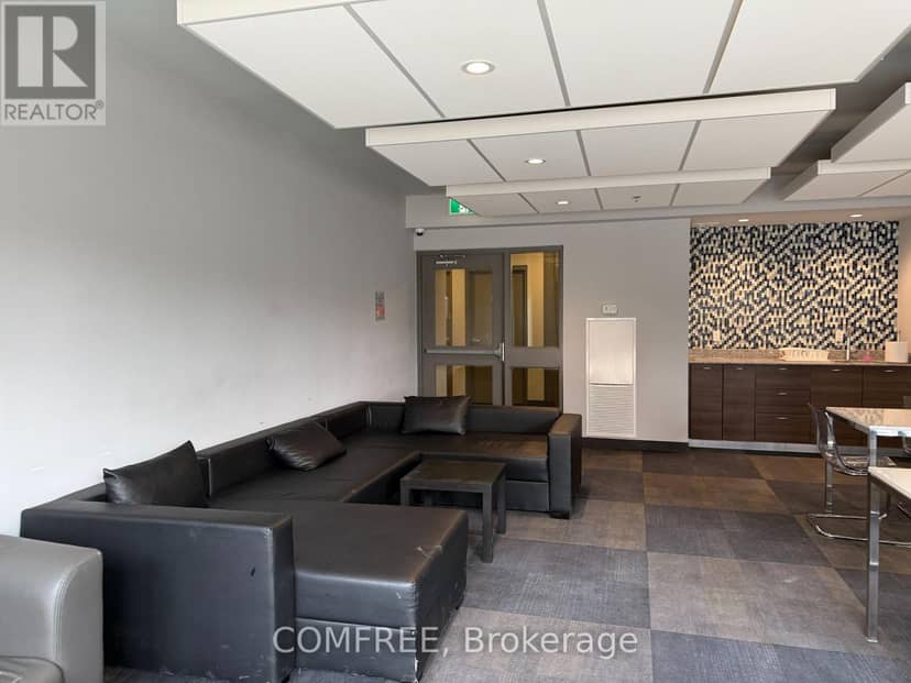 2 - 318 Spruce Street — photo 5 of 22