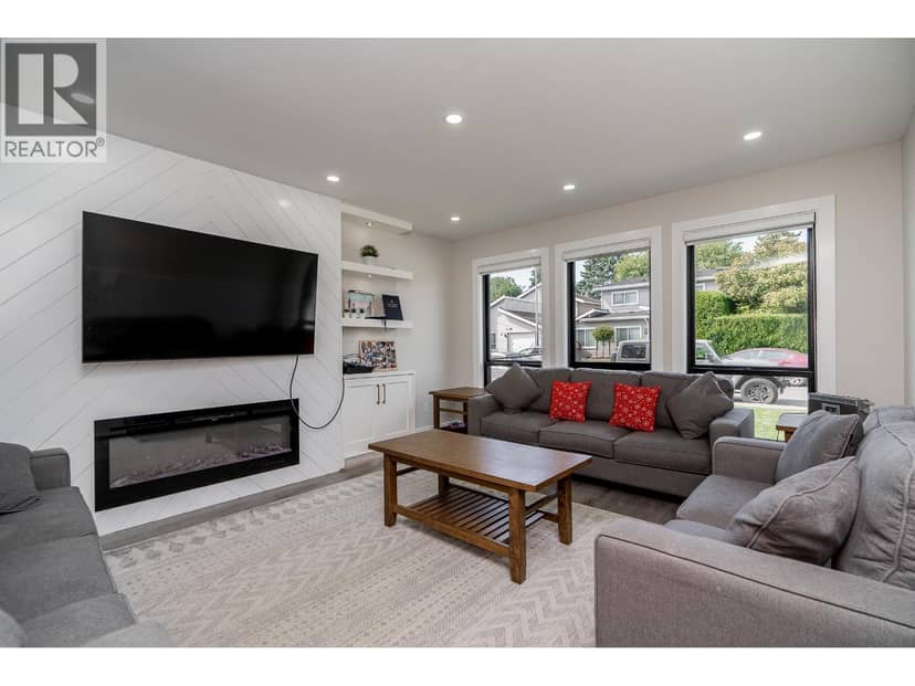 11366 KINGCOME AVENUE, Richmond, photo 2
