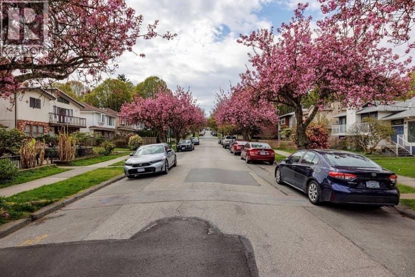 431 E 18TH AVENUE, Vancouver, photo 2