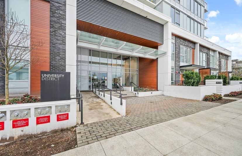 906 13428 105 AVENUE, Surrey, photo 2