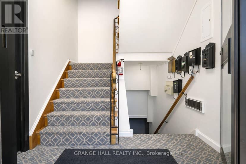 235 Canice Street — photo 10 of 38