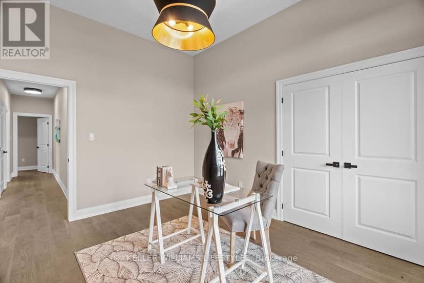 28 Alexander Gate — photo 15 of 38