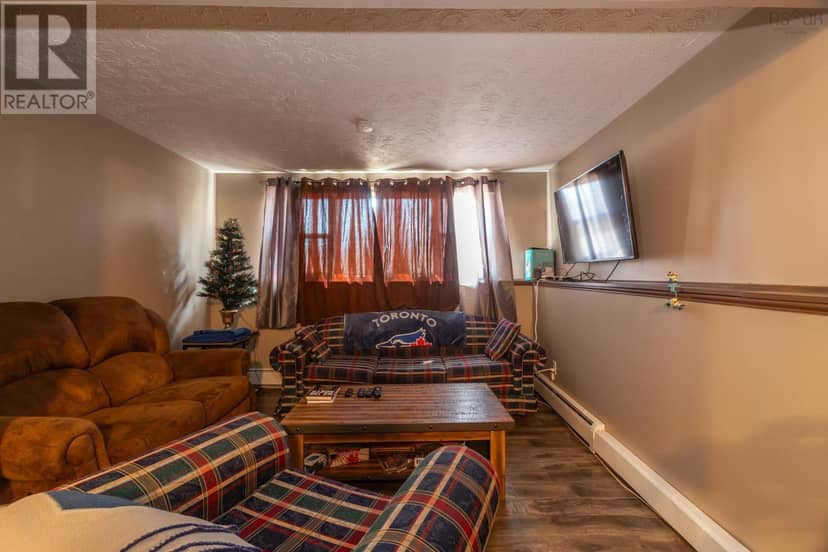 1663 South Bishop Road — photo 14 of 40