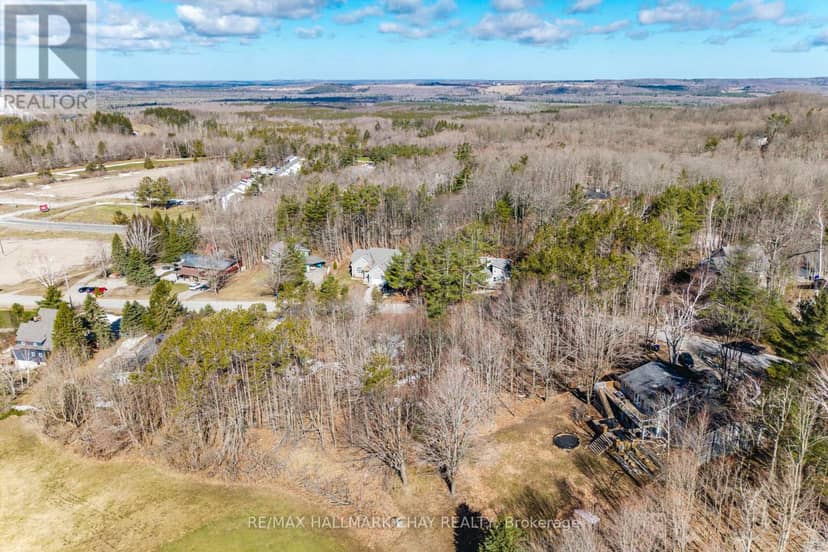 19 Birch Grove Drive — photo 12 of 17