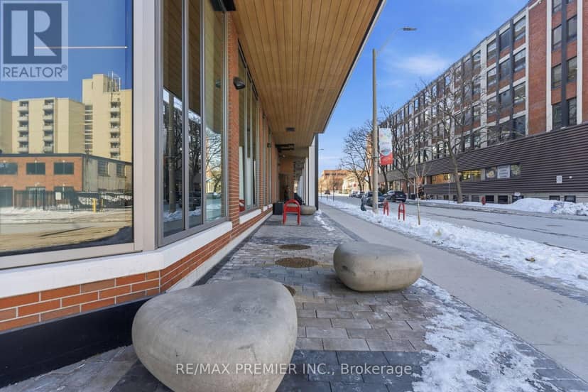 914 - 212 King William Street — photo 37 of 37