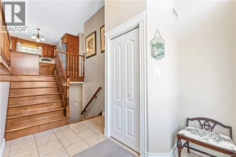 22 Joey Street — photo 3 of 32