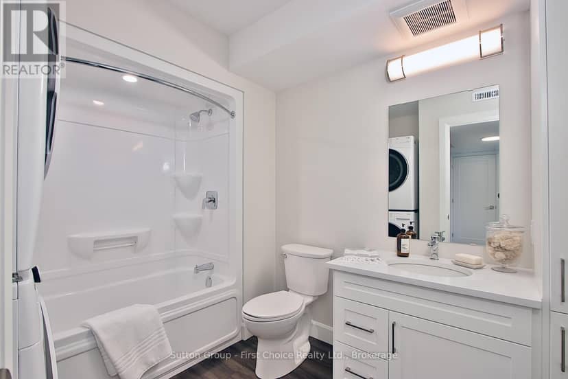 Unit 13 - 3202 Vivian Line — photo 13 of 14