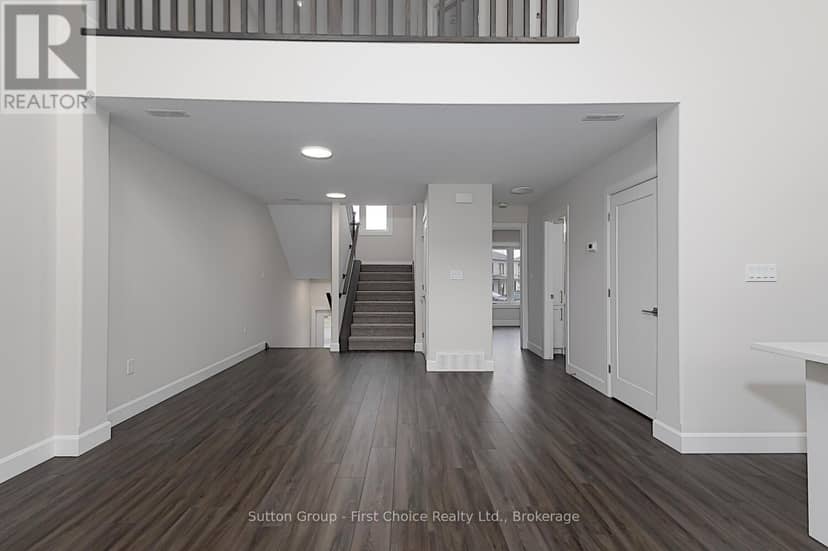 Unit 42 - 3202 Vivian Line — photo 12 of 24