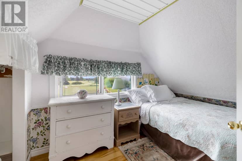 6888 Route 13, Mayfield — photo 14 of 40