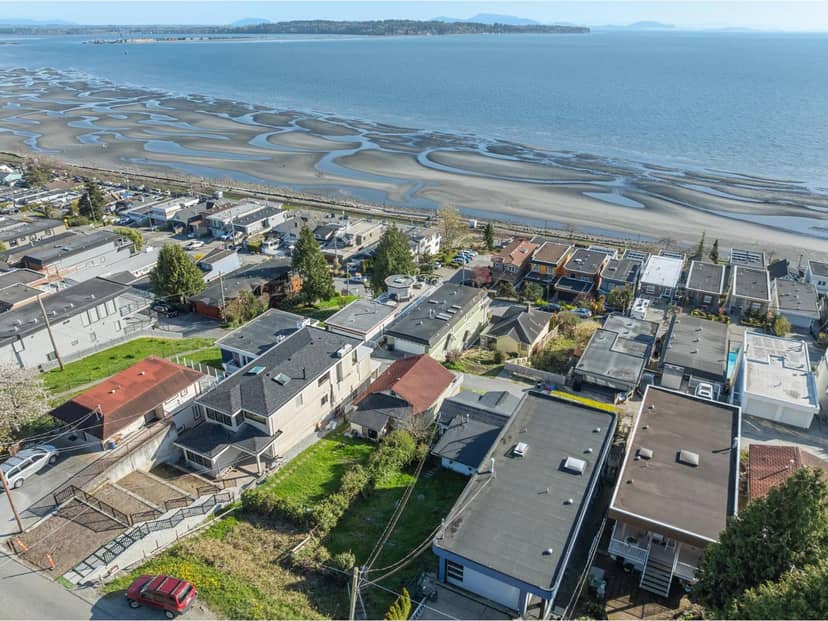 15412 COLUMBIA AVENUE, White Rock, photo 3