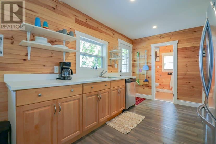 115 Roderick MacKenzie Lane — photo 13 of 25