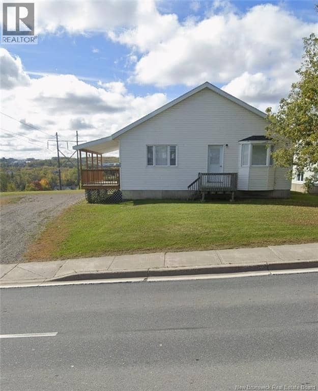 613 Madawaska Road — photo 1 of 22