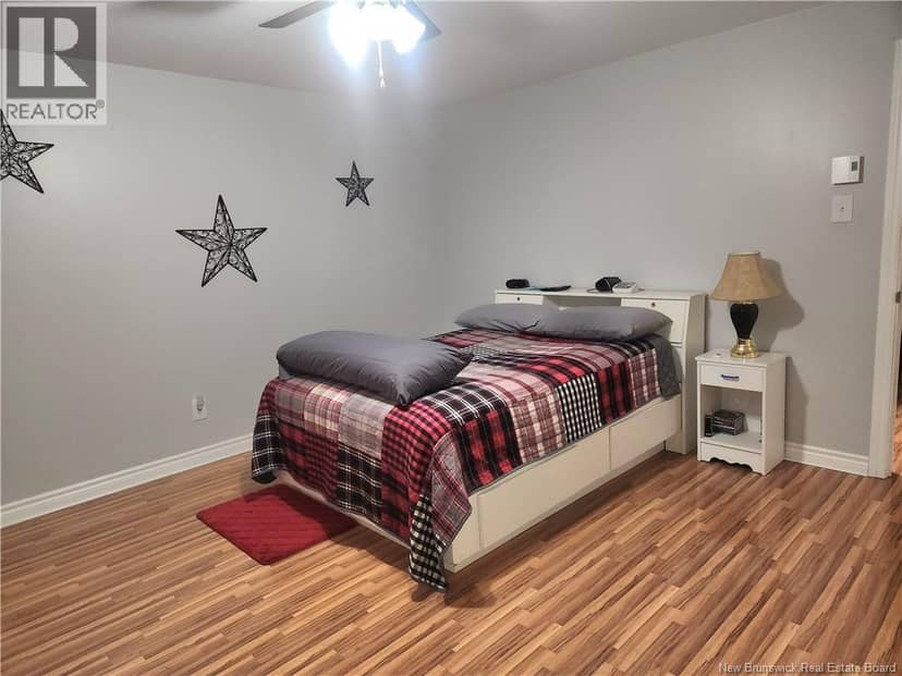 613 Madawaska Road — photo 13 of 22