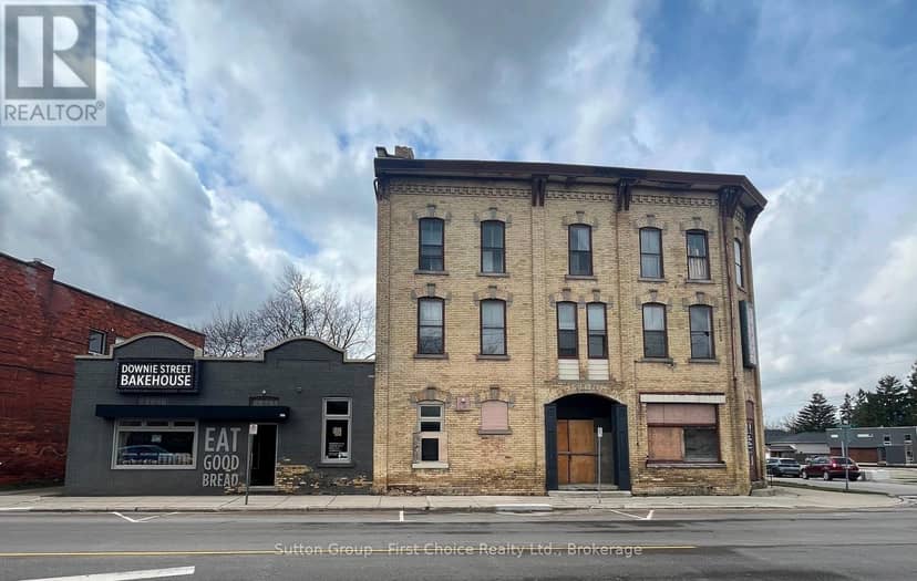 388 Downie Street — photo 1 of 10