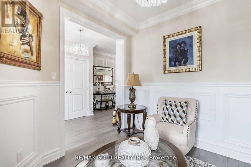 115 Elm Street — photo 6 of 40