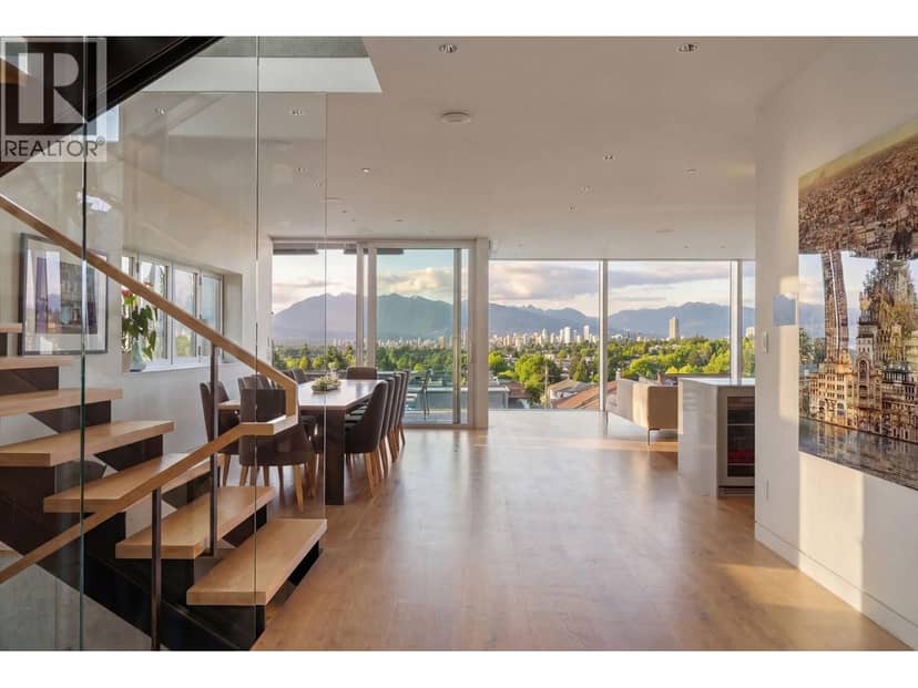 2723 W 30TH AVENUE, Vancouver, photo 2