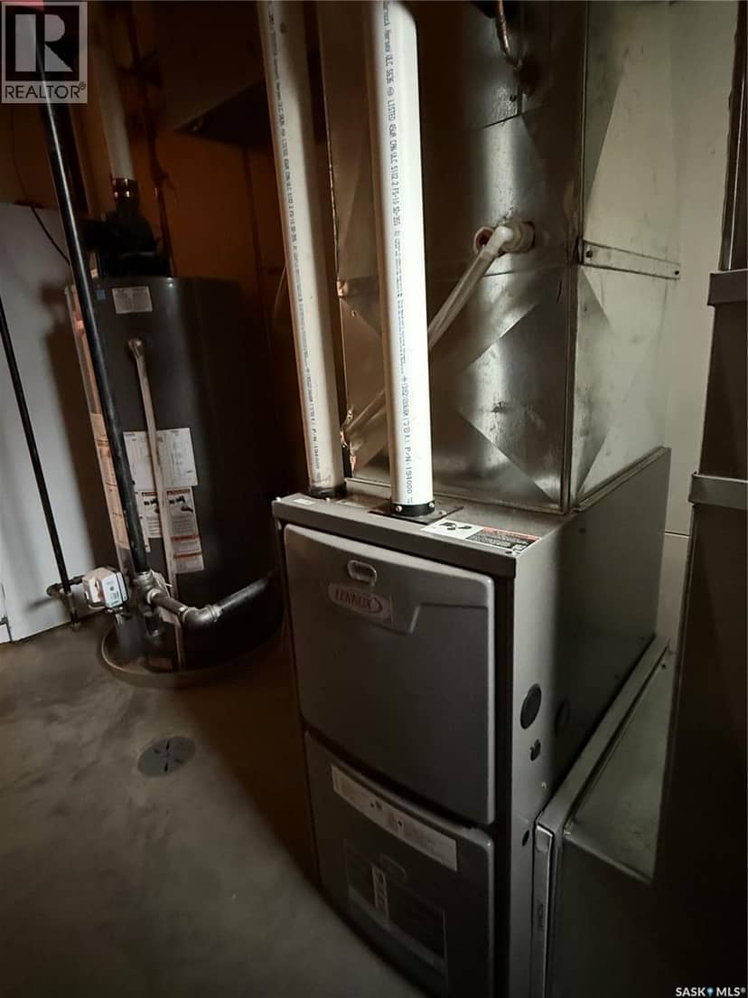 529 Alexandra STREET — photo 29 of 32