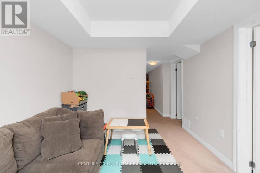 221 Harvie Road — photo 32 of 36