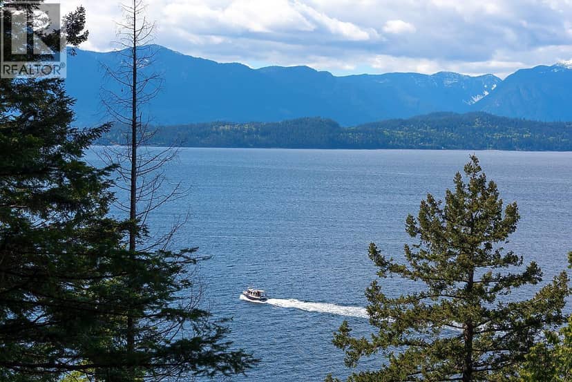 1750 BILLINGTON ROAD, Bowen Island, photo 2