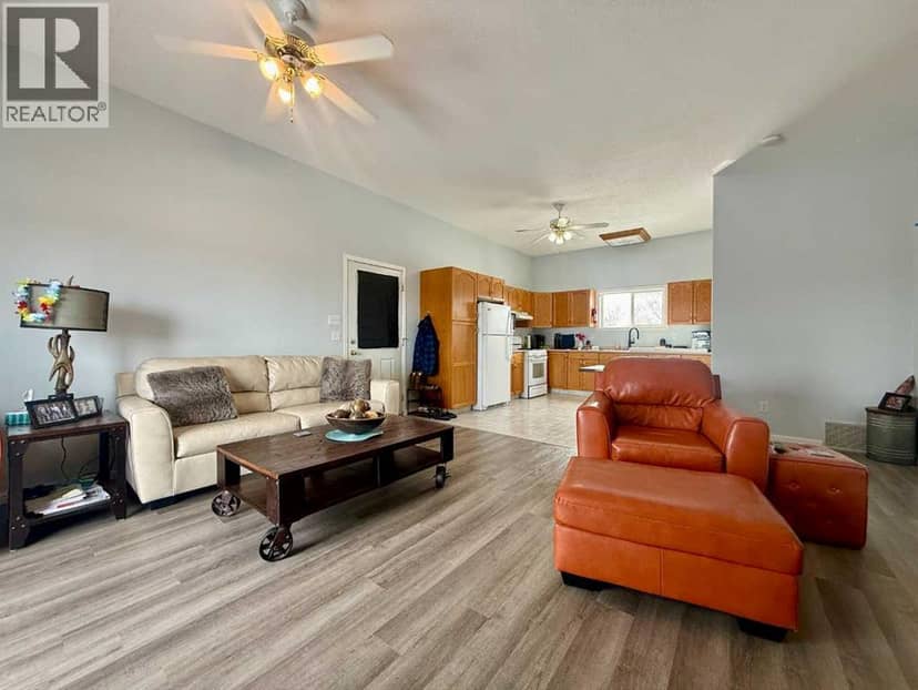702 10 Avenue — photo 33 of 40
