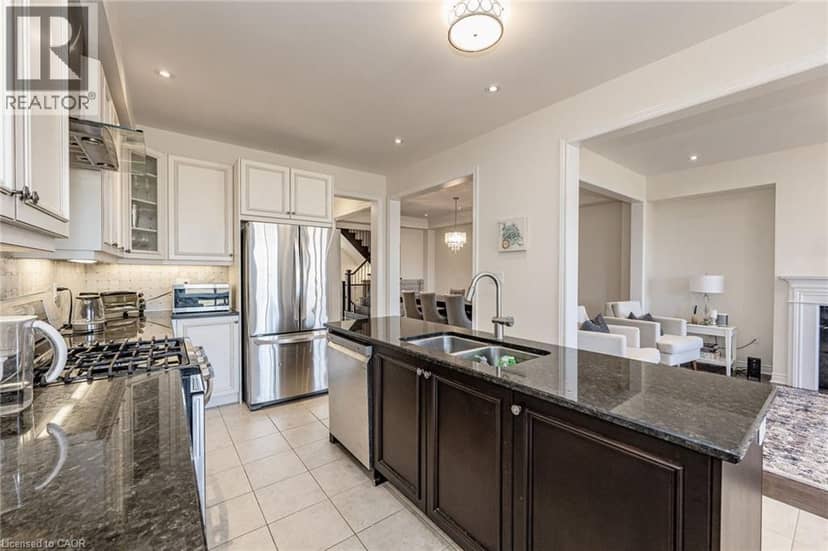 2453 VILLAGE Common — photo 11 of 40