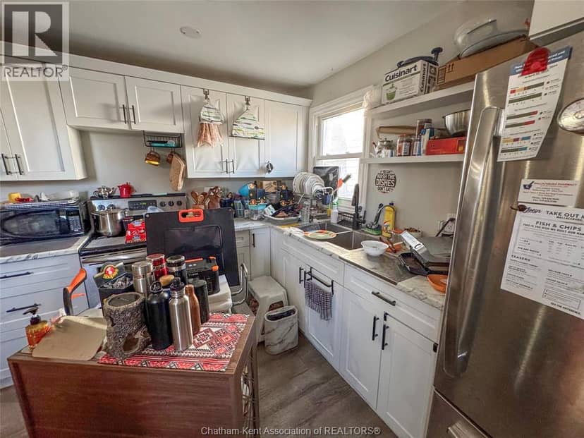 17 McNaughton Avenue — photo 15 of 21