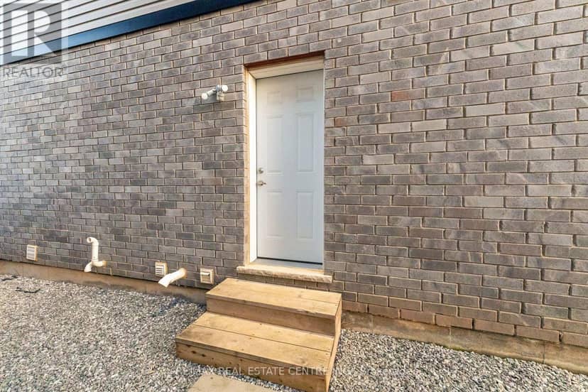 127 Lametti Drive — photo 37 of 40