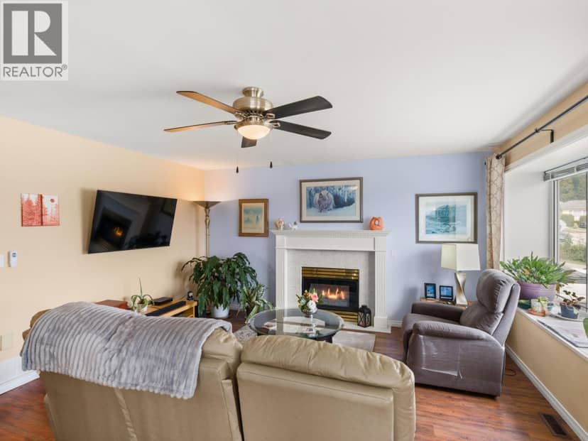 797 CELESTIAL PLACE, Gibsons, photo 5