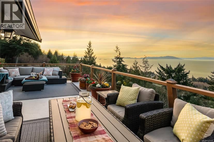 5060 Lost Lake Rd, Nanaimo