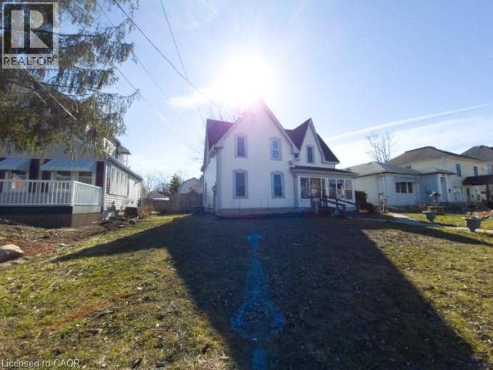 713 CEDAR Street — photo 2 of 39