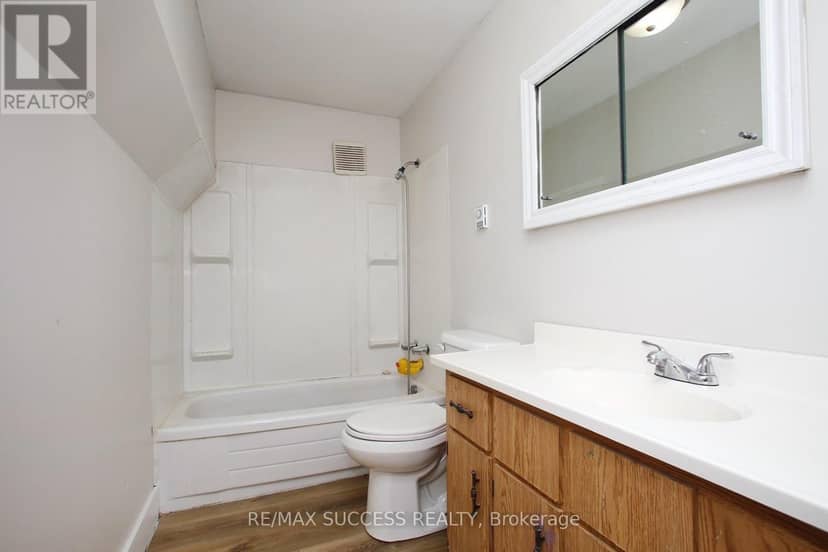 22 & 24 River Street — photo 17 of 40