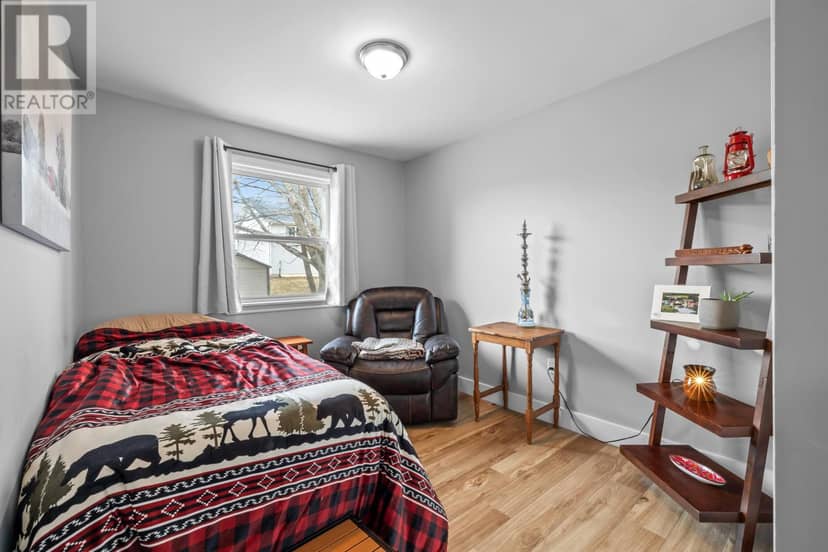 98 Oak Drive — photo 14 of 40
