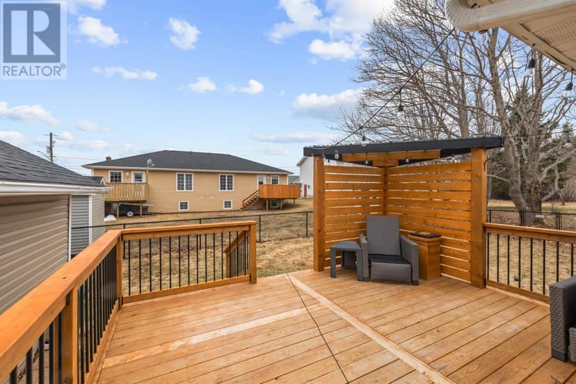 98 Oak Drive — photo 36 of 40