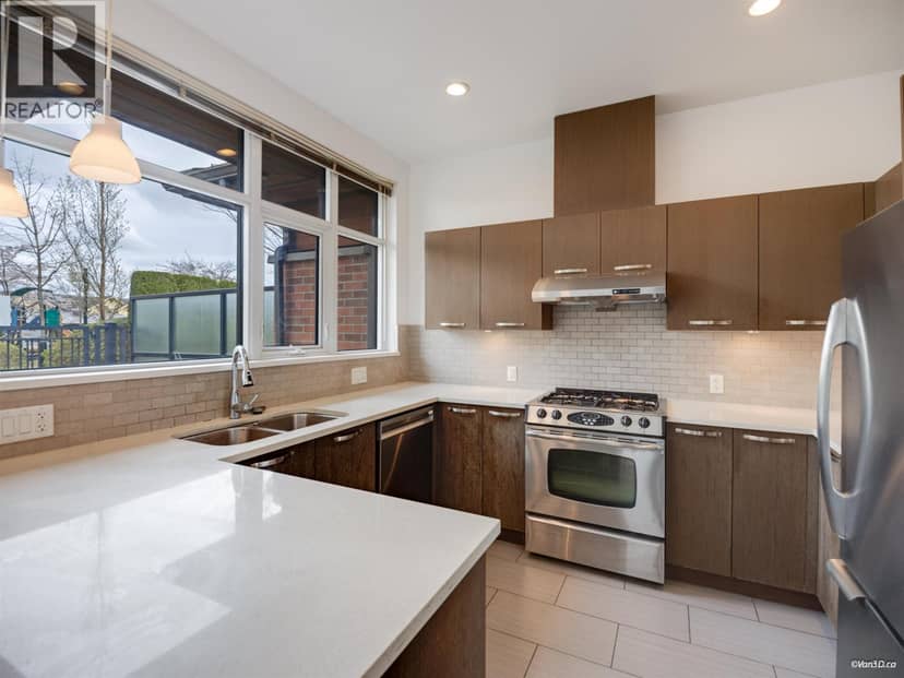 TH11 8333 ANDERSON ROAD, Richmond, photo 8