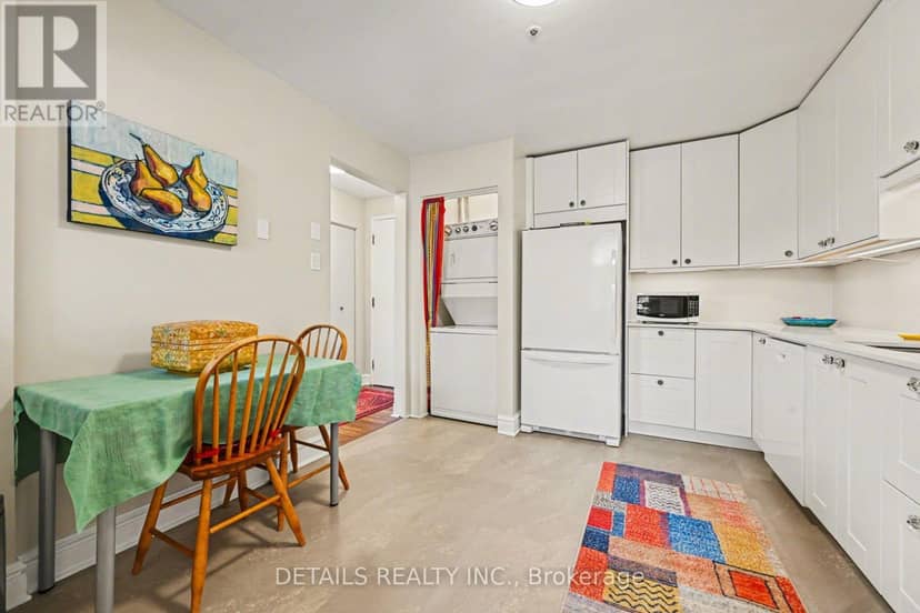 311 - 1 Rosamond Street E — photo 7 of 21