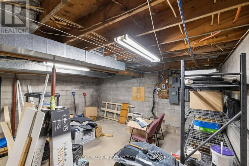 624 Princess Street — photo 10 of 23