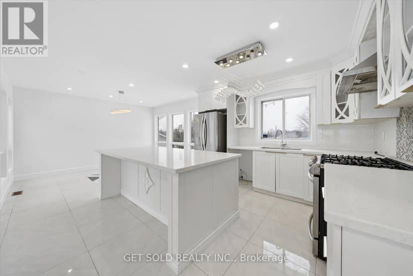 3778 Harrys Lane W — photo 4 of 19