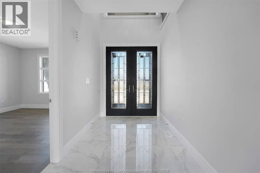 85 Kingsbridge — photo 6 of 40