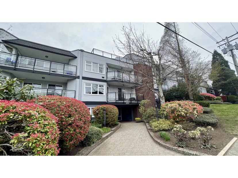 203 1273 MERKLIN STREET, White Rock