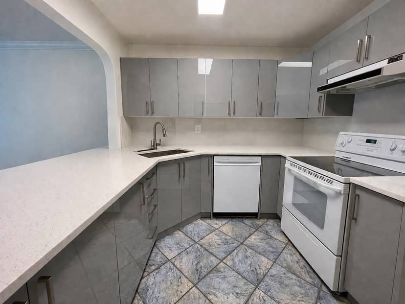 203 1273 MERKLIN STREET, White Rock, photo 4