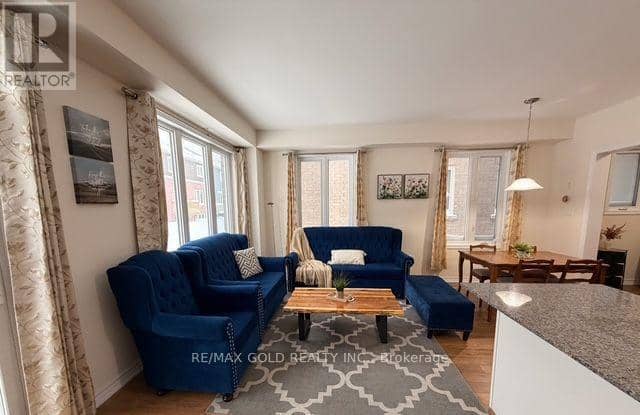 86 Molozzi Street — photo 10 of 30