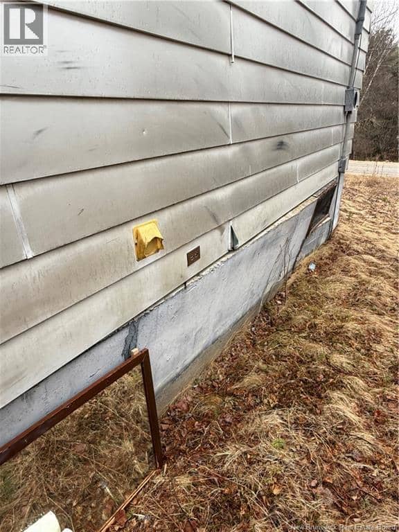 373 Howard Road — photo 21 of 25
