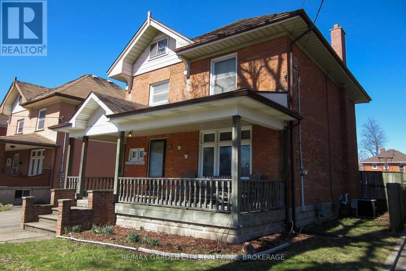 86 Griffith Street — photo 3 of 40