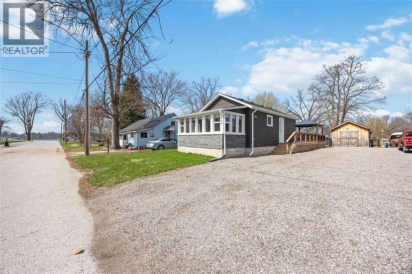 126 Church Street, St. Clair, photo 2