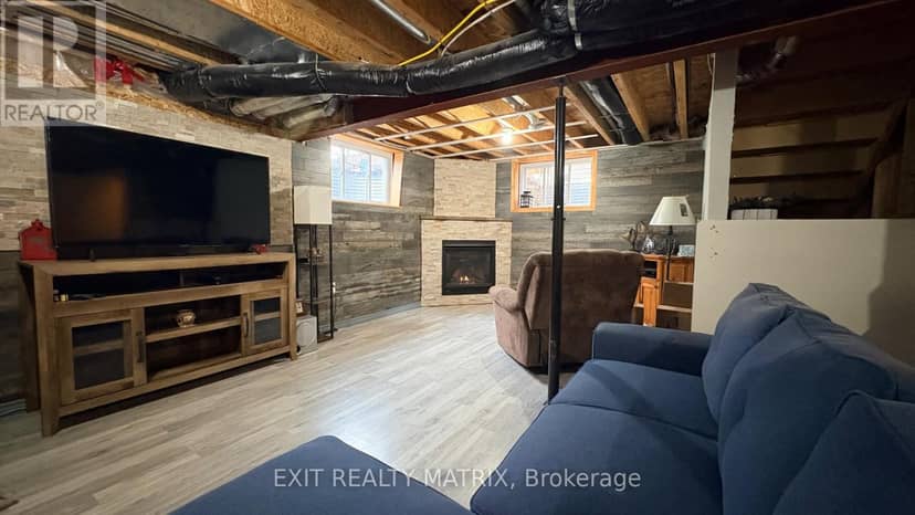 371 Trillium Circle S — photo 12 of 18